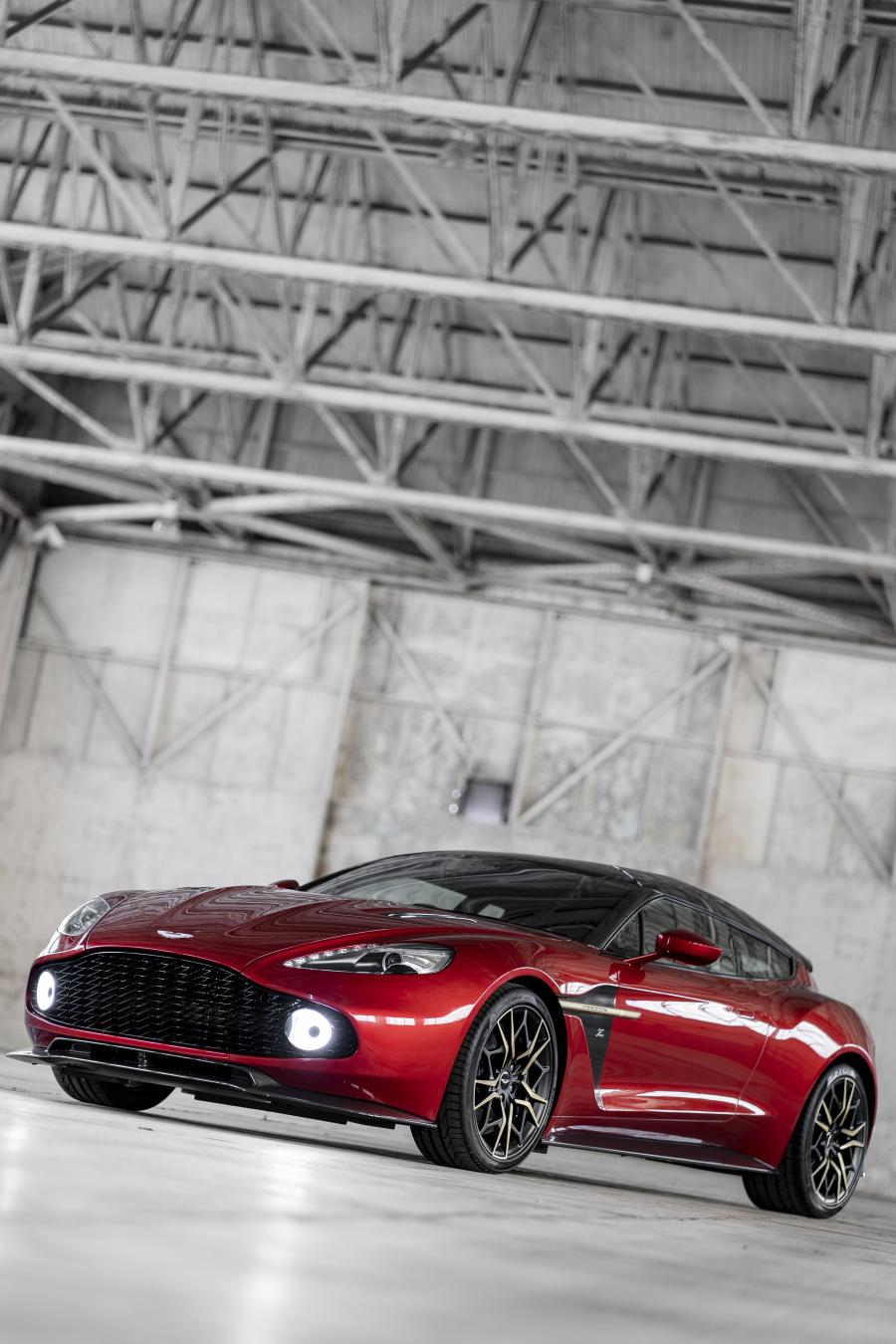  Aston Martin Vanquish Zagato Shooting Brake 2018 года  (UK) (фото 10 из 76)
